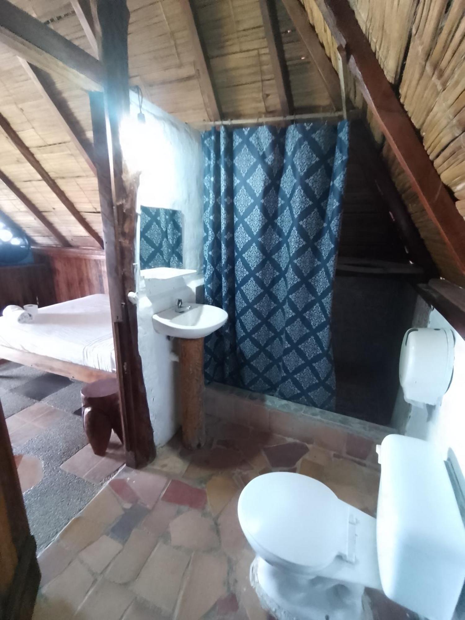 Hotel Palma Coco Ayampe Exterior photo