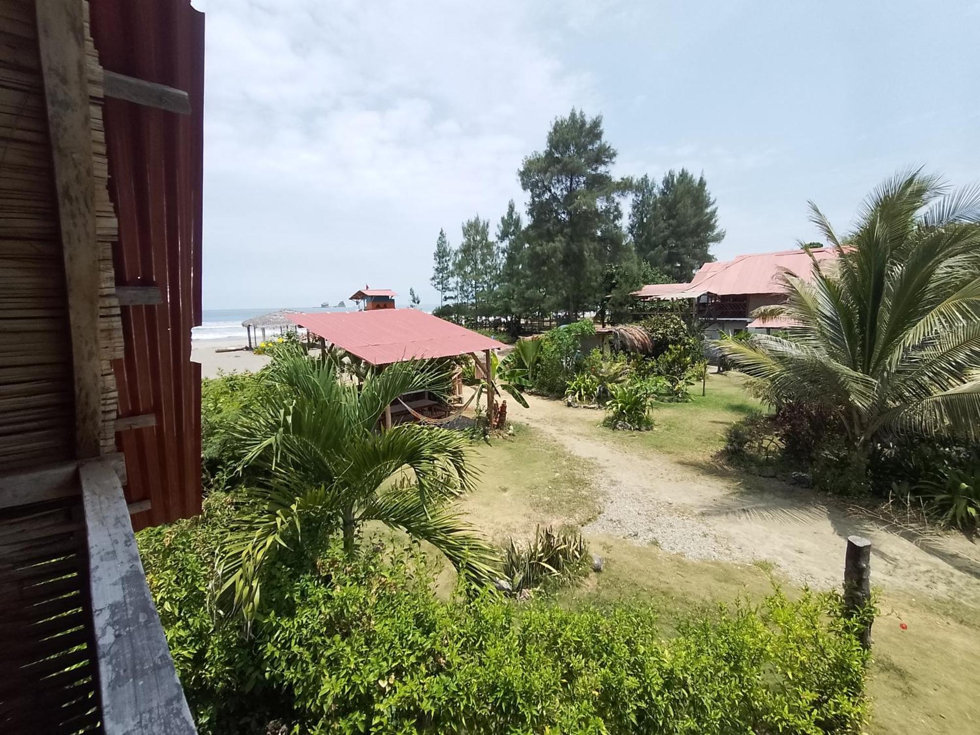 Hotel Palma Coco Ayampe Exterior photo